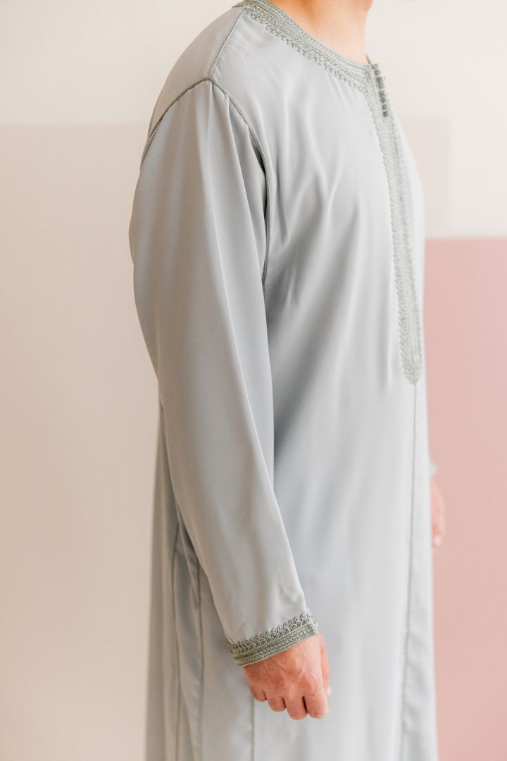 Abaya Ayoub